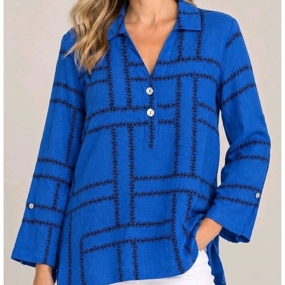 Ali Miles Artsy Partial Button Roll Tab Sleeve Tunic Top